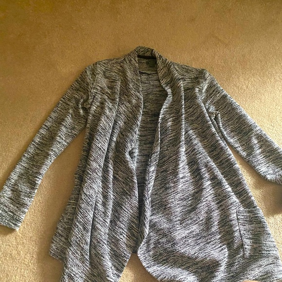 Roots sweater - Picture 3 of 3